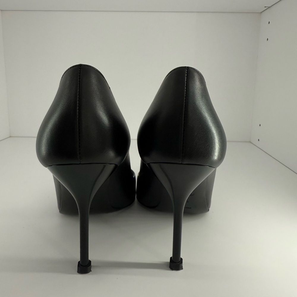 Alexander McQueen Black Heels with Silver Tips - Picture 3 of 4